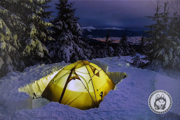 برپایی چادر روی برف